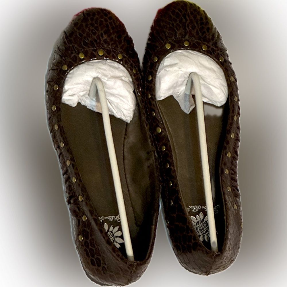 Timeless! Yellow Box subtle-leopard print flats!